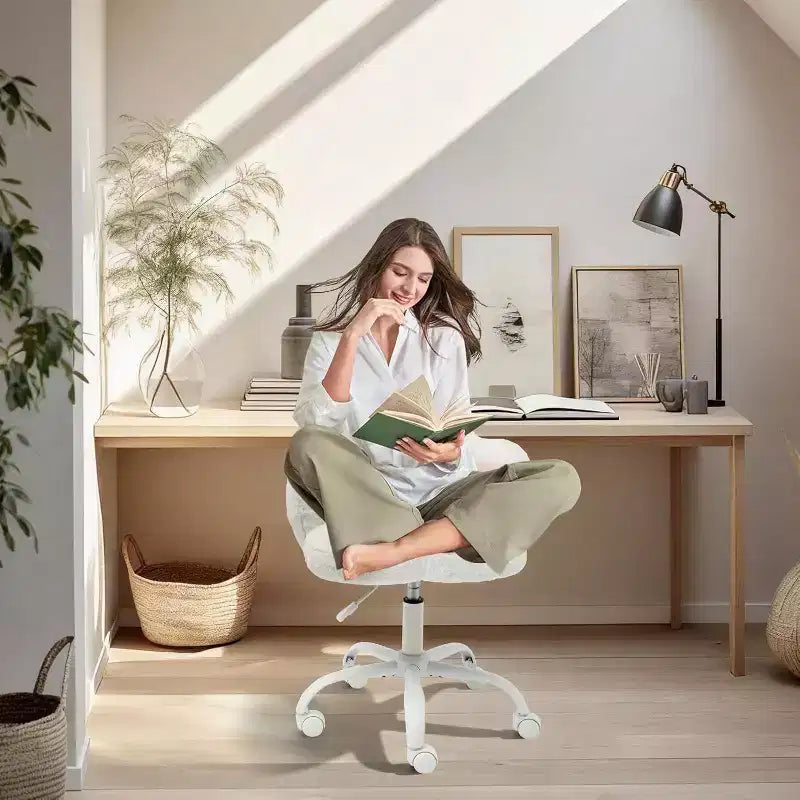 Chaise de vanité avec dossier patte de chat, petite chaise de bureau sans accoudoirs à roulettes, chaise d'ordinateur pivotante à 360° en tissu Teddy, hauteur réglable pour bureau à domicile