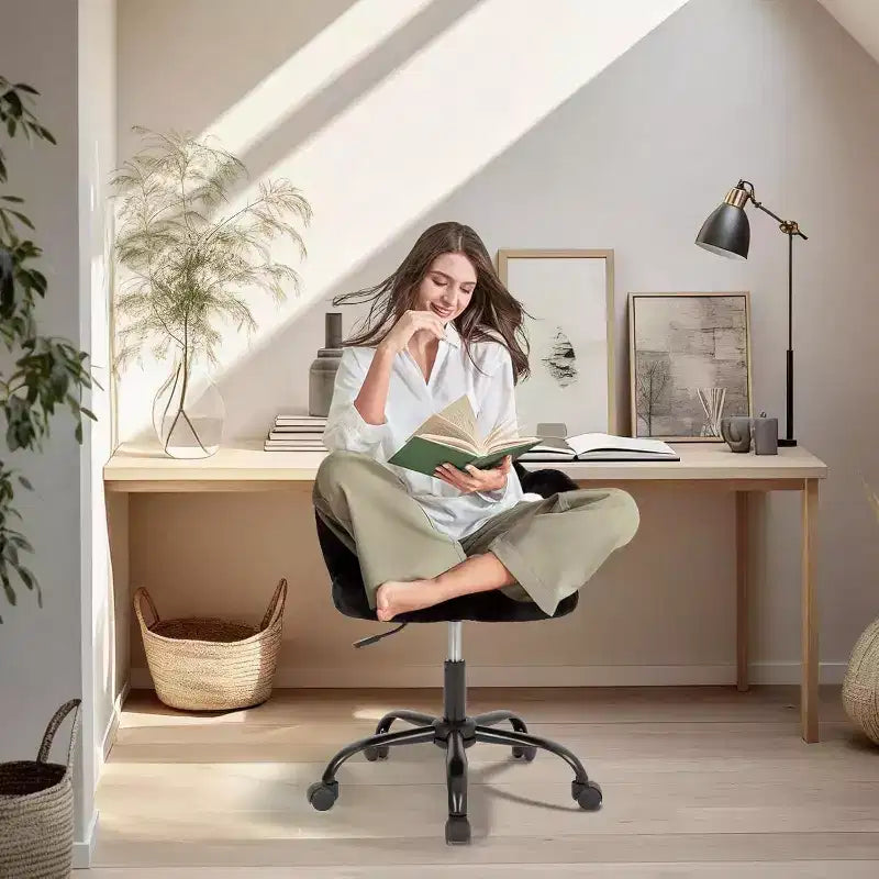 Chaise de vanité avec dossier patte de chat, petite chaise de bureau sans accoudoirs à roulettes, chaise d'ordinateur pivotante à 360° en tissu Teddy, hauteur réglable pour bureau à domicile
